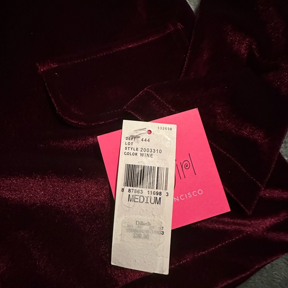 NWT I.N. Girl
Big Girls 7-16 Velvet Blazer  Burgundy - Picture 5 of 9